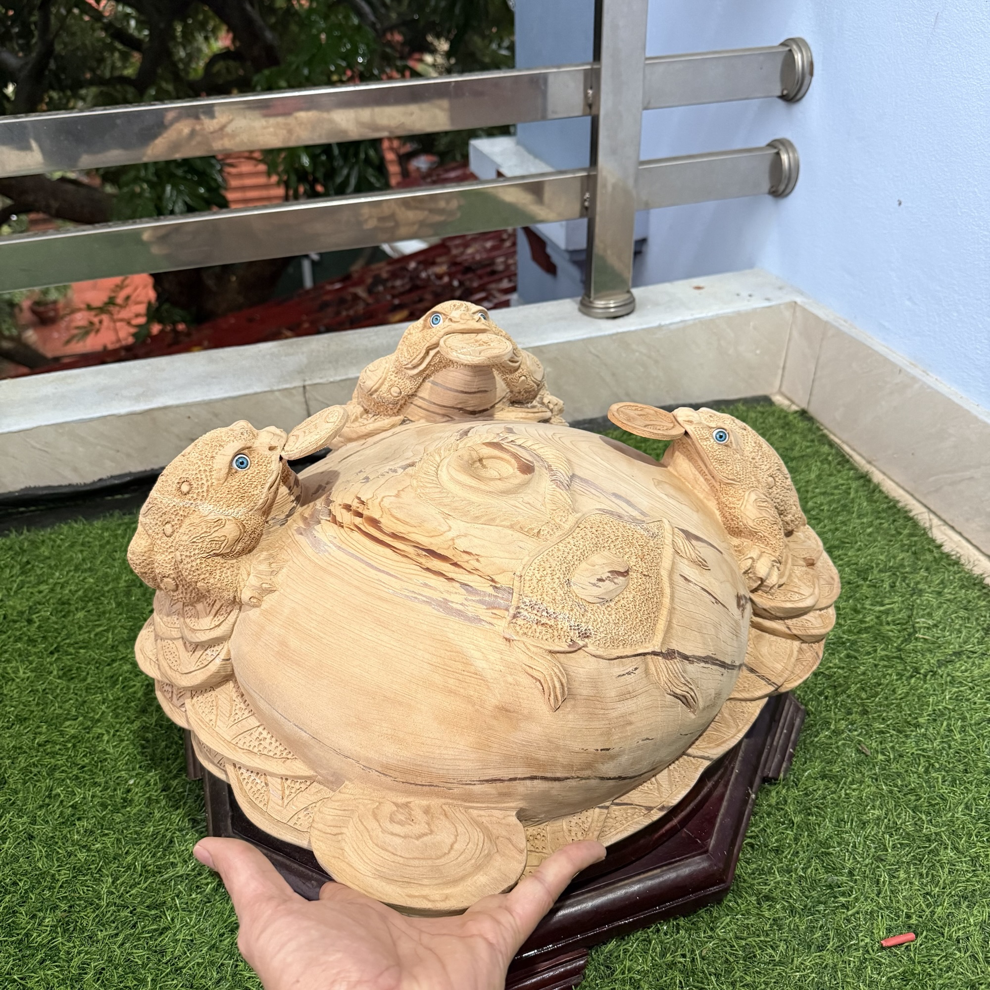 Tam cóc chấn bình (gỗ ngọc am nhập thơm nức)